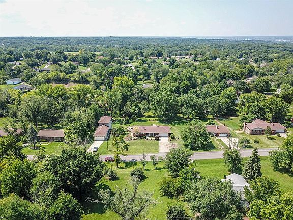 3rd image of 7373 Elkwood Dr