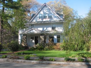 29 Berwick Rd, Newton, MA 02459