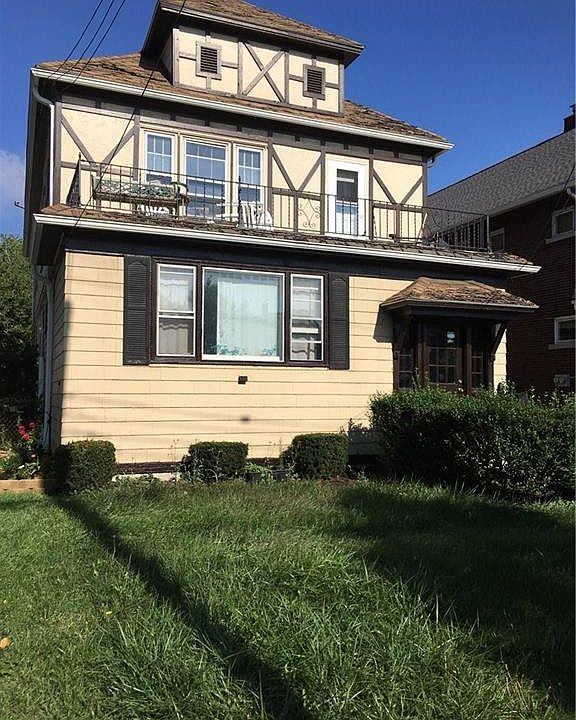 1st image of 24 Lorraine Ave