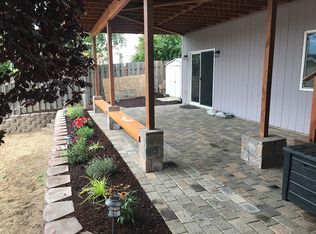 1300 Hillsdale Dr, Newberg, OR 97132