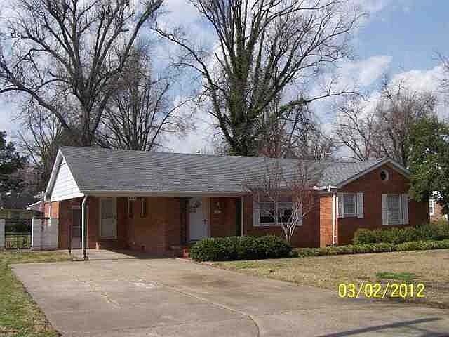 1st image of 1113 Terry Ln
