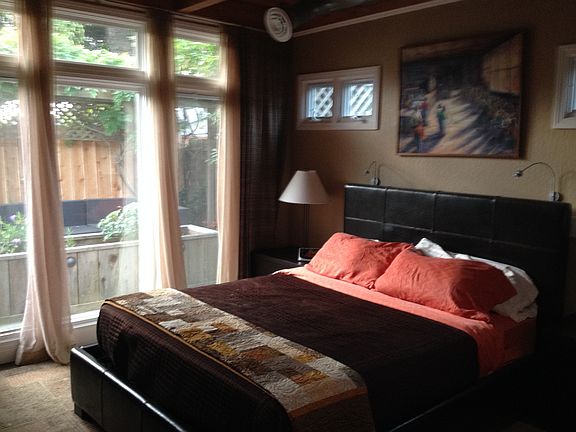 MBR suite overlooks garden