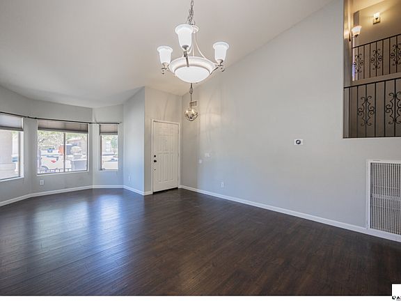 5th image of 16090 W Latham St