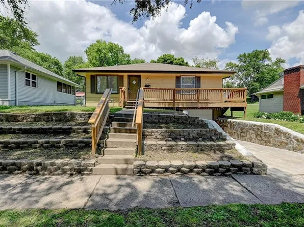 3427 Monterey St, Saint Joseph, MO 64507