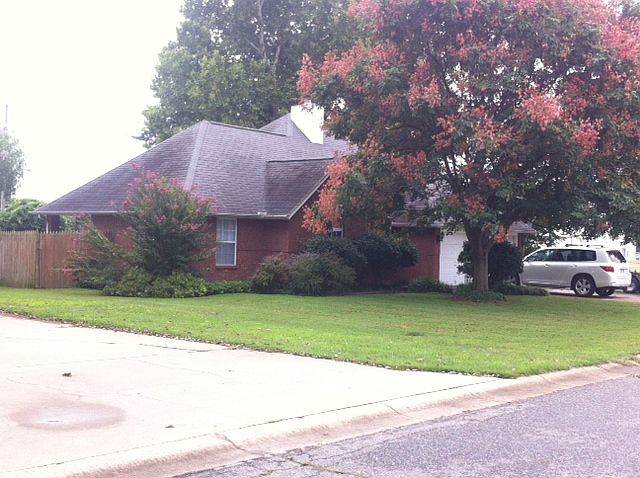 1st image of 774 Bloomfield St