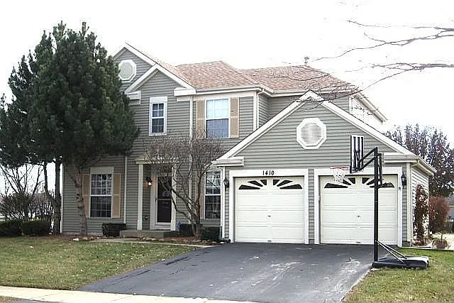 1410 Violet St photo 1