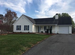 6821 Terrence Knoll Rd, Belews Creek, NC 27009