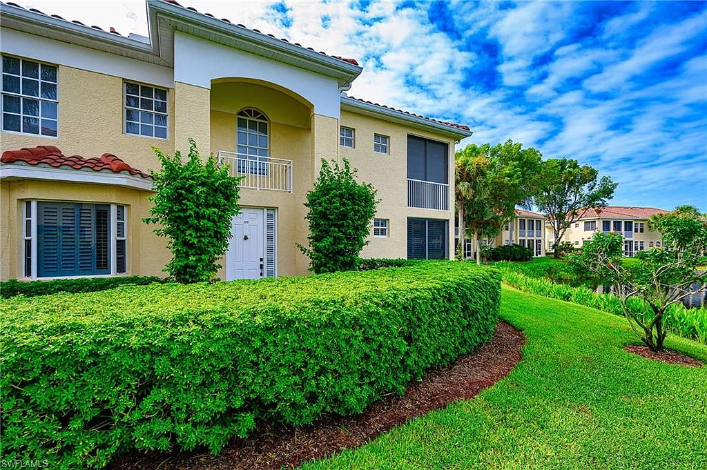 2 bed, 2.0 bath, 1389 sqft, $4,500 — Photo 3