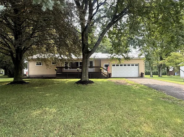 10898 Jackson Ave, Meadville, PA 16335