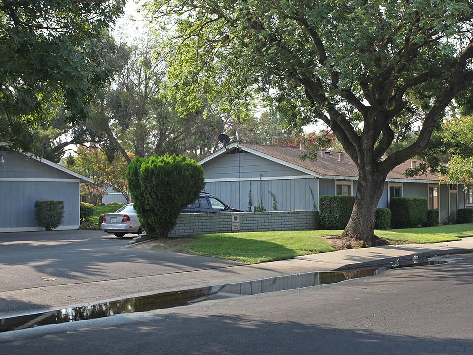 2nd image of 1100 Lucern Ave APT 10
