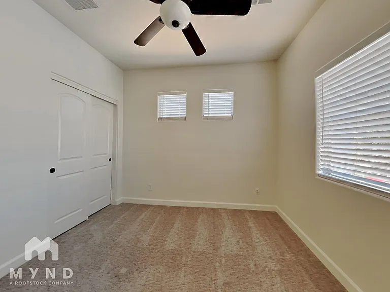 14535 W Port Royale Ln — Photo 18