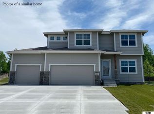 2314 N 188th Ter, Elkhorn, NE 68022