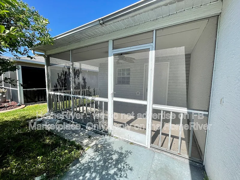 3 bed, 2.0 bath, 1273 sqft, $1,895 — Photo 2