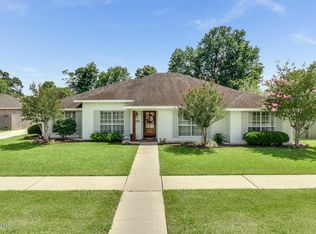 303 Oak Brook Blvd, Lafayette, LA 70508