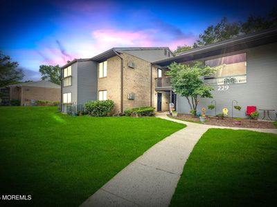229 Medford Court #B, Manalapan, NJ, 07726