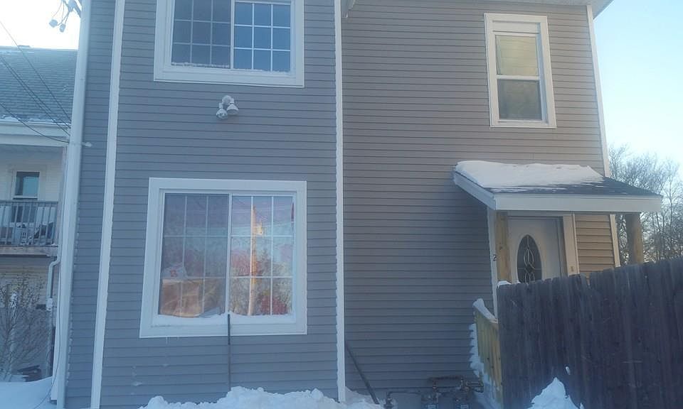 1st image of 20 Holbrook Ave