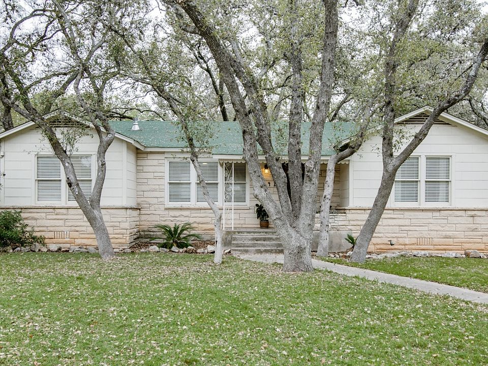 1st image of 341 Fleetwood Dr