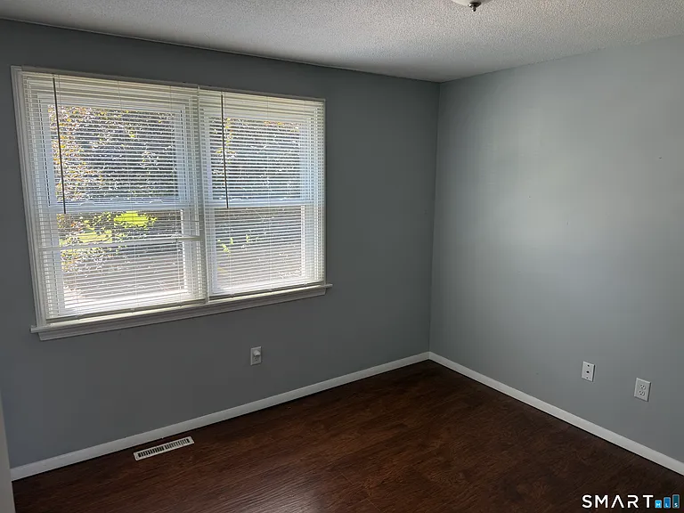 106 Meetinghouse Rdg — Photo 6
