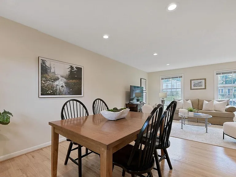3512 Queen Anne Dr — Photo 22