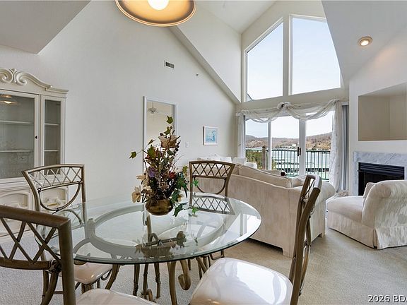 3rd image of 316 Cedar Heights Dr Unit 4C