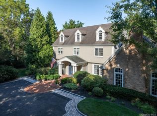 7 Pippin Lane, Lloyd Harbor, NY 11743