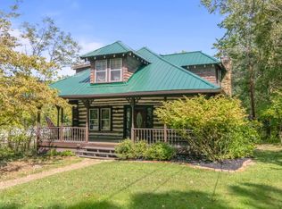 6377 Aracoma Dr, Huntington, WV 25705