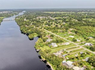 21850 Pearl St, Alva, FL 33920