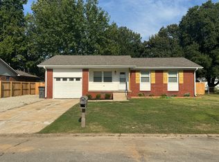 13 Sundale Cir, Paragould, AR 72450