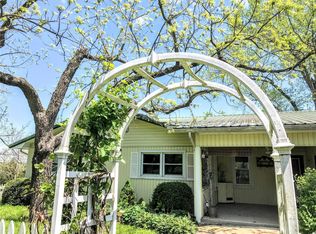 1908 Highway J, Bourbon, MO 65441