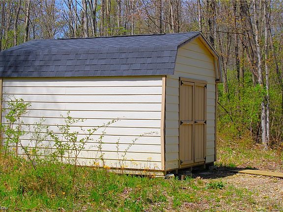 3rd image of 68 Township Rd