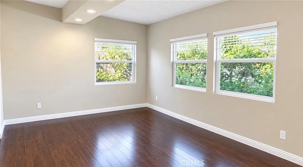4 bed, 1500 sqft, $3,800 — Photo 3