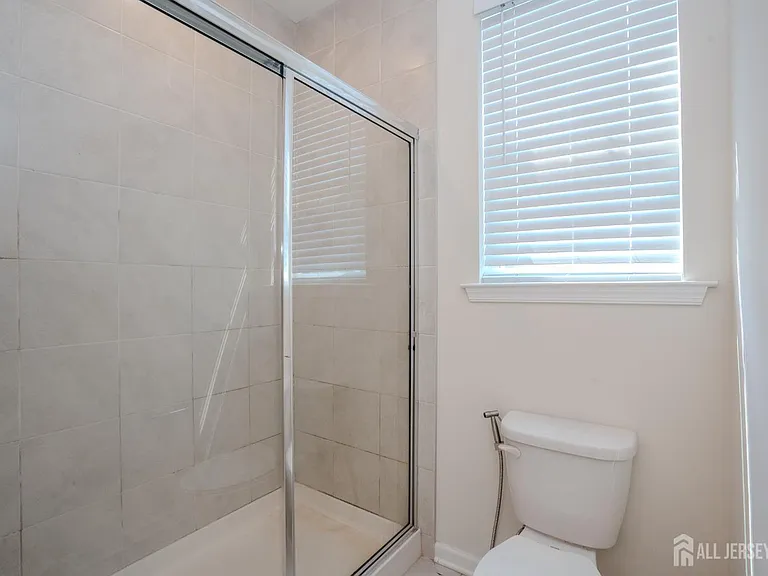 9 Audley St — Photo 27