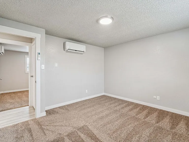 2111 Airport Ave #2105 — Photo 8