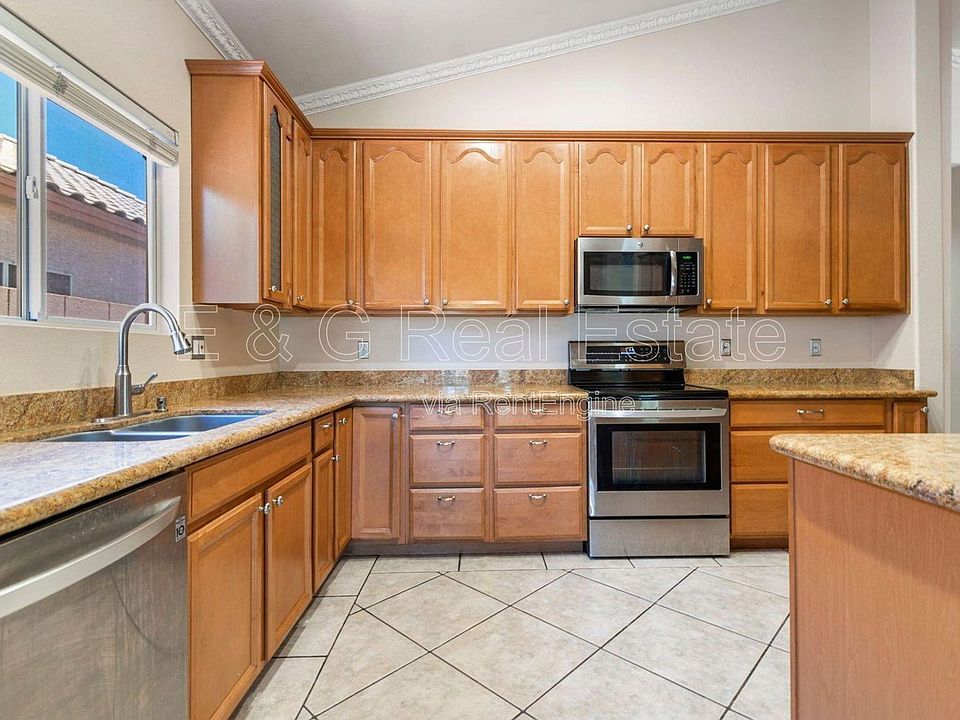 1st image of 7421 S Kachina Dr