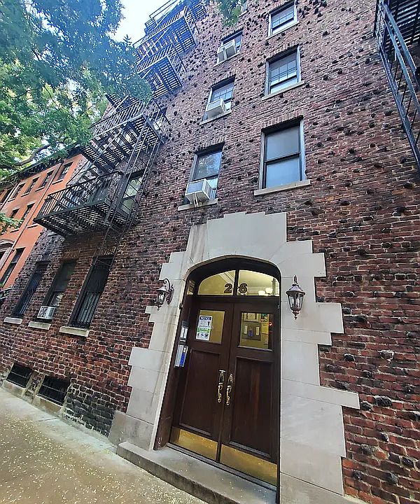 1st image of 26 Grove St APT 5E