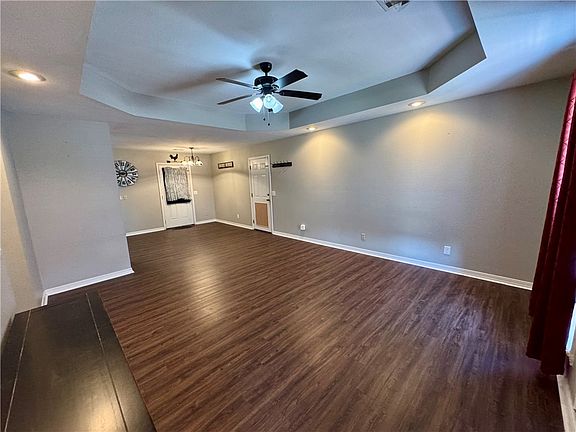 2nd image of 98 Poppy Dr