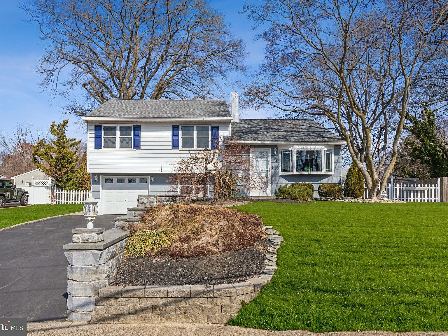 141 Hawthorne Dr, Mount Holly, NJ 08060 | Zillow