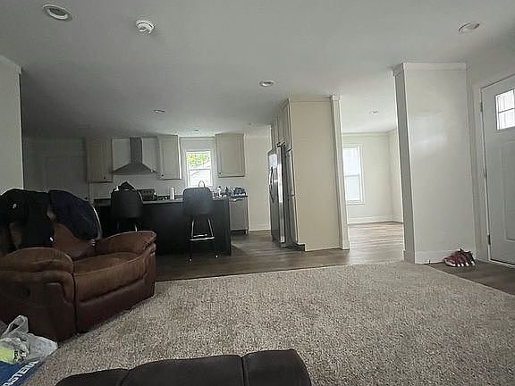 3rd image of 2106 Monroe Ave
