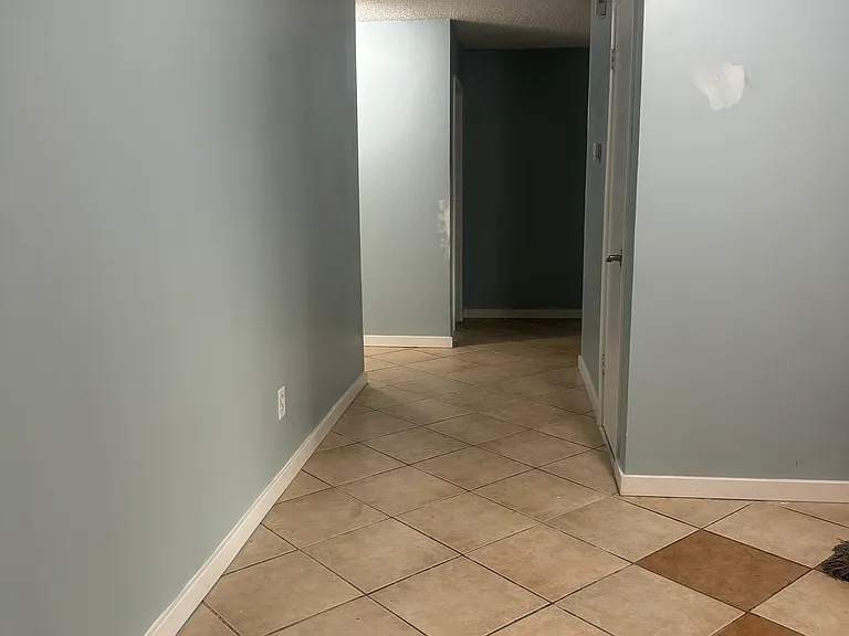 8621 Walnut Ridge Way — Photo 5