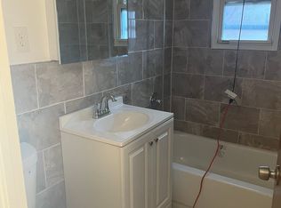 454 Calhoun Ave #1, Bronx, NY 10465