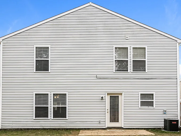 9102 Cardinal Flower Ct — Photo 15