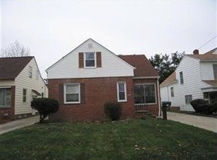 4166 Stonehaven Rd, South Euclid, OH 44121