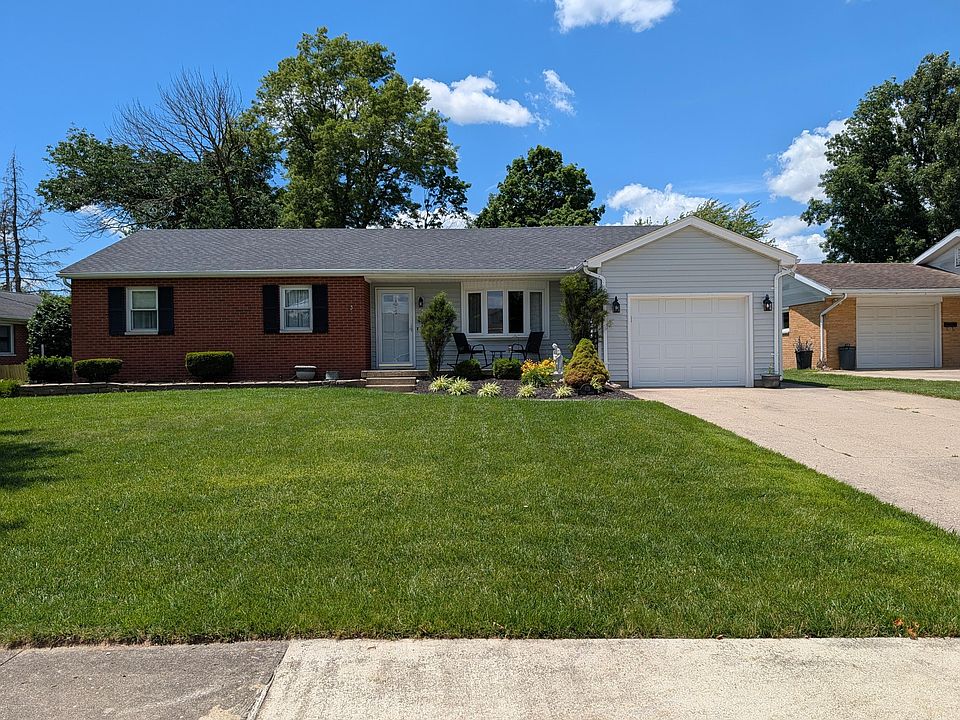 1st image of 413 Hall Ave