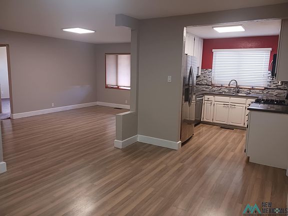 4th image of 307 Valentina Dr