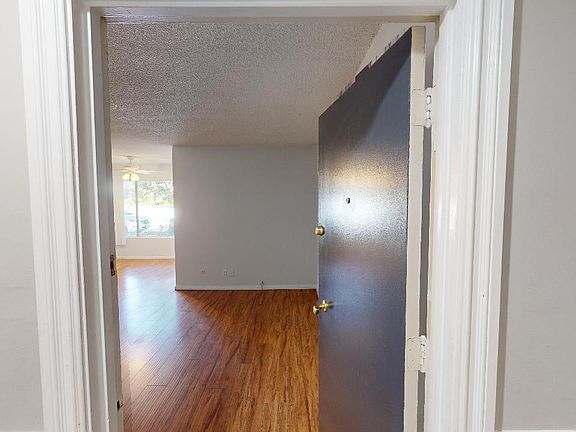 5th image of 1699 Amberwood Dr APT 104