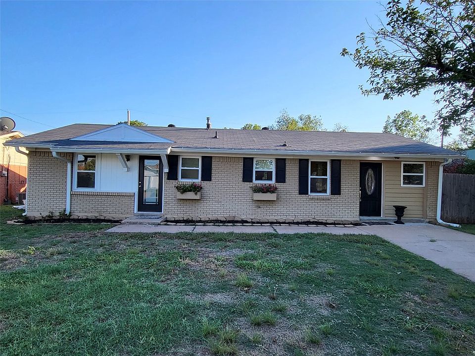 1st image of 2609 Robertson Dr