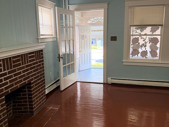 5th image of 7014 Walker St