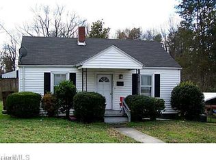 1402 Julian St, Greensboro, NC 27406