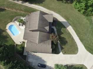 12137 Stone Mill Rd, Cincinnati, OH 45251