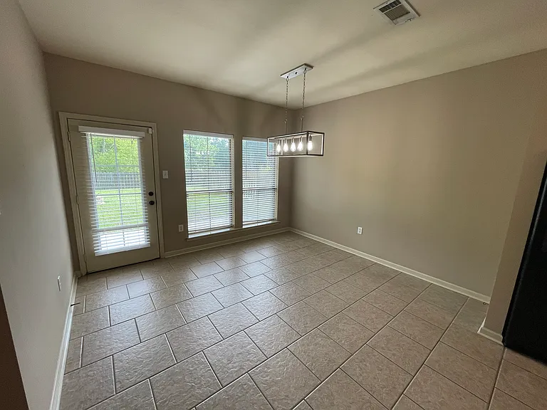 37402 Cypress Turn Ave — Photo 8